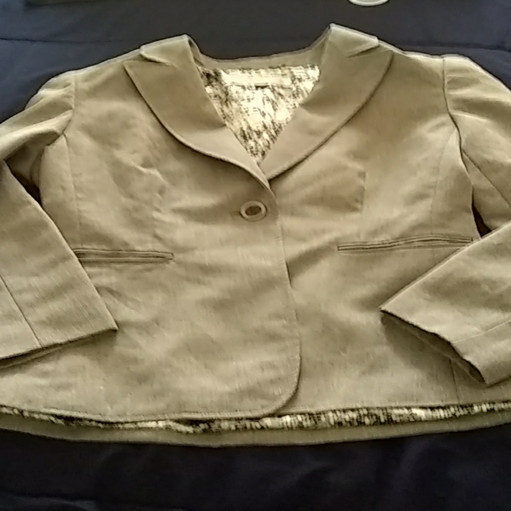 Tahari ASL Blazer